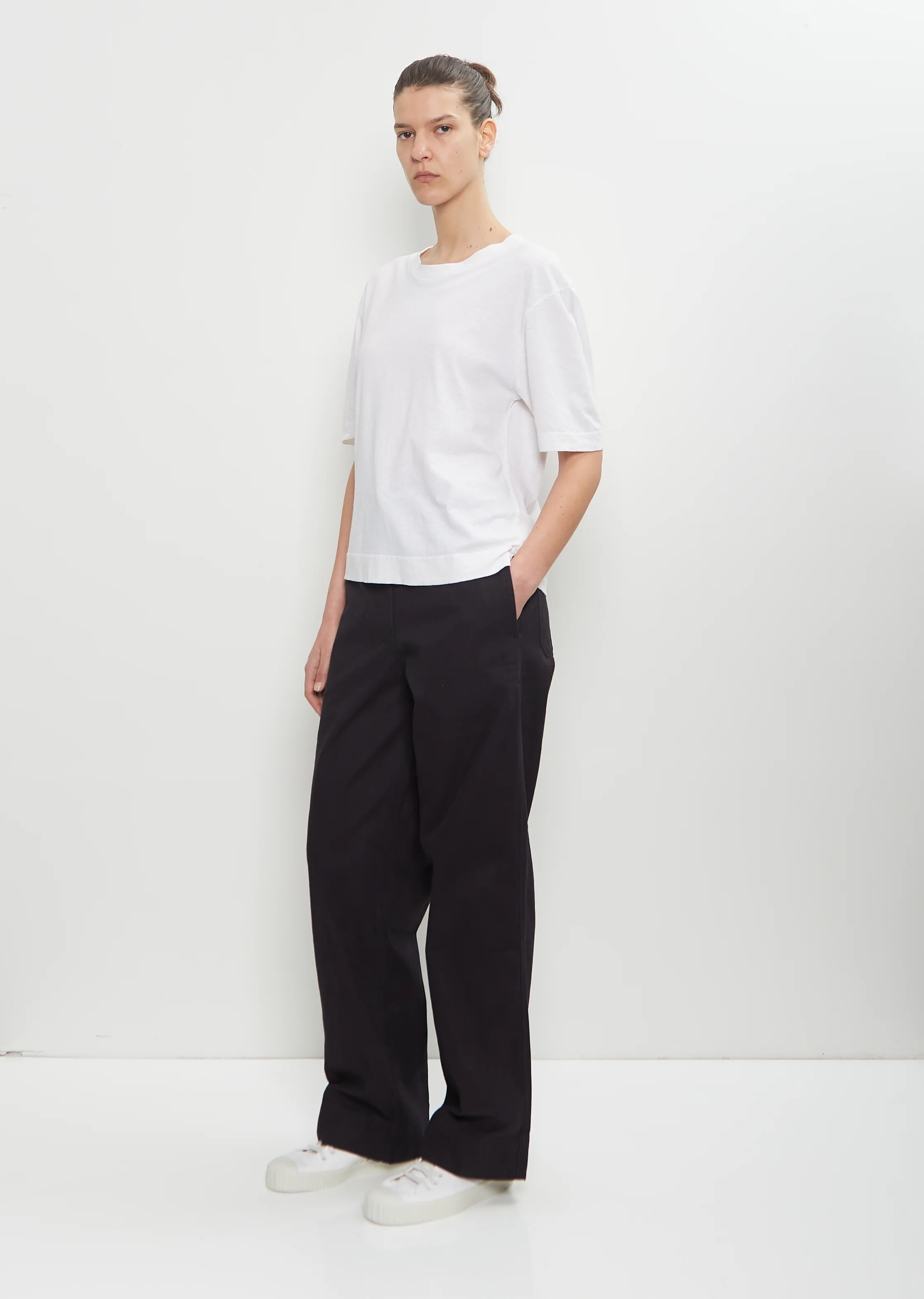 Cotton Linen Simple T-Shirt — White - Image 4